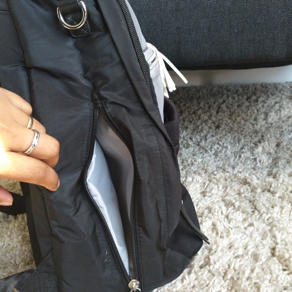 SKIP*HOP diaper bag - Picture 3 of 8